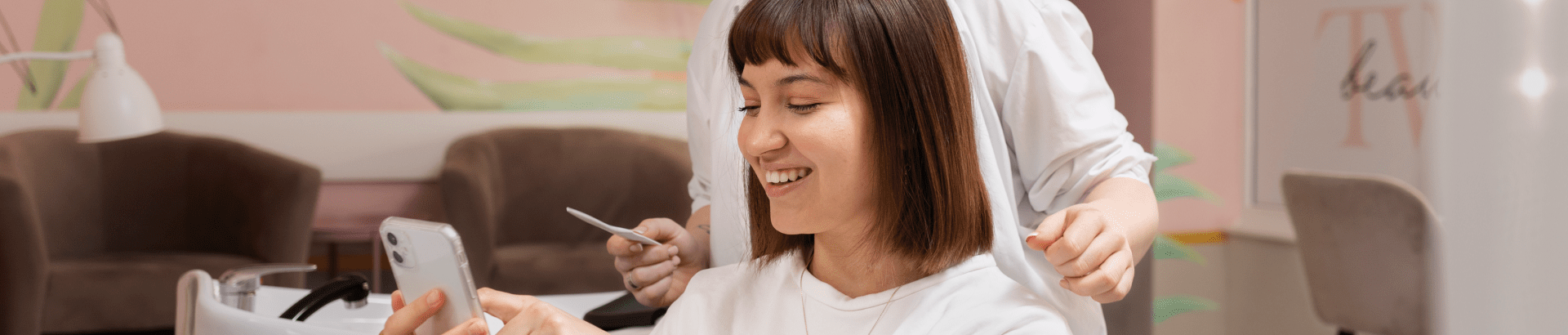 7 Ways Text Marketing Platforms Can Benefit Your Beauty Salon Business
