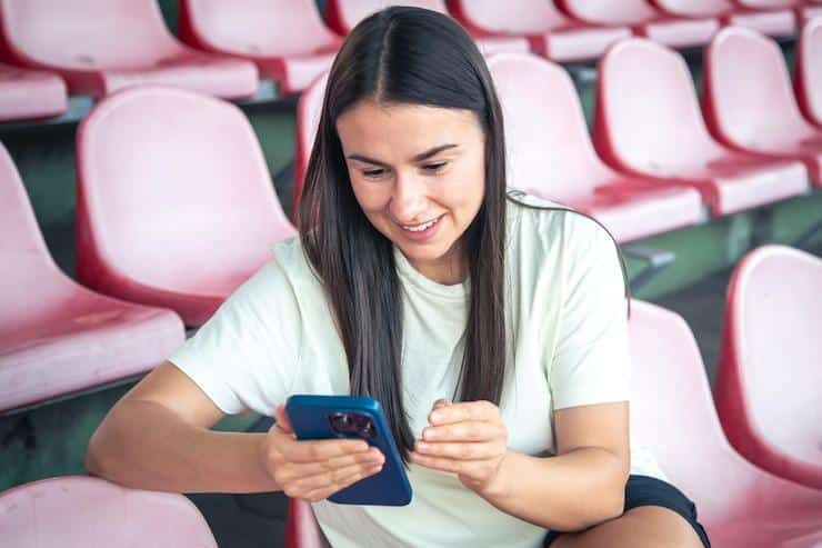 woman reading a text message