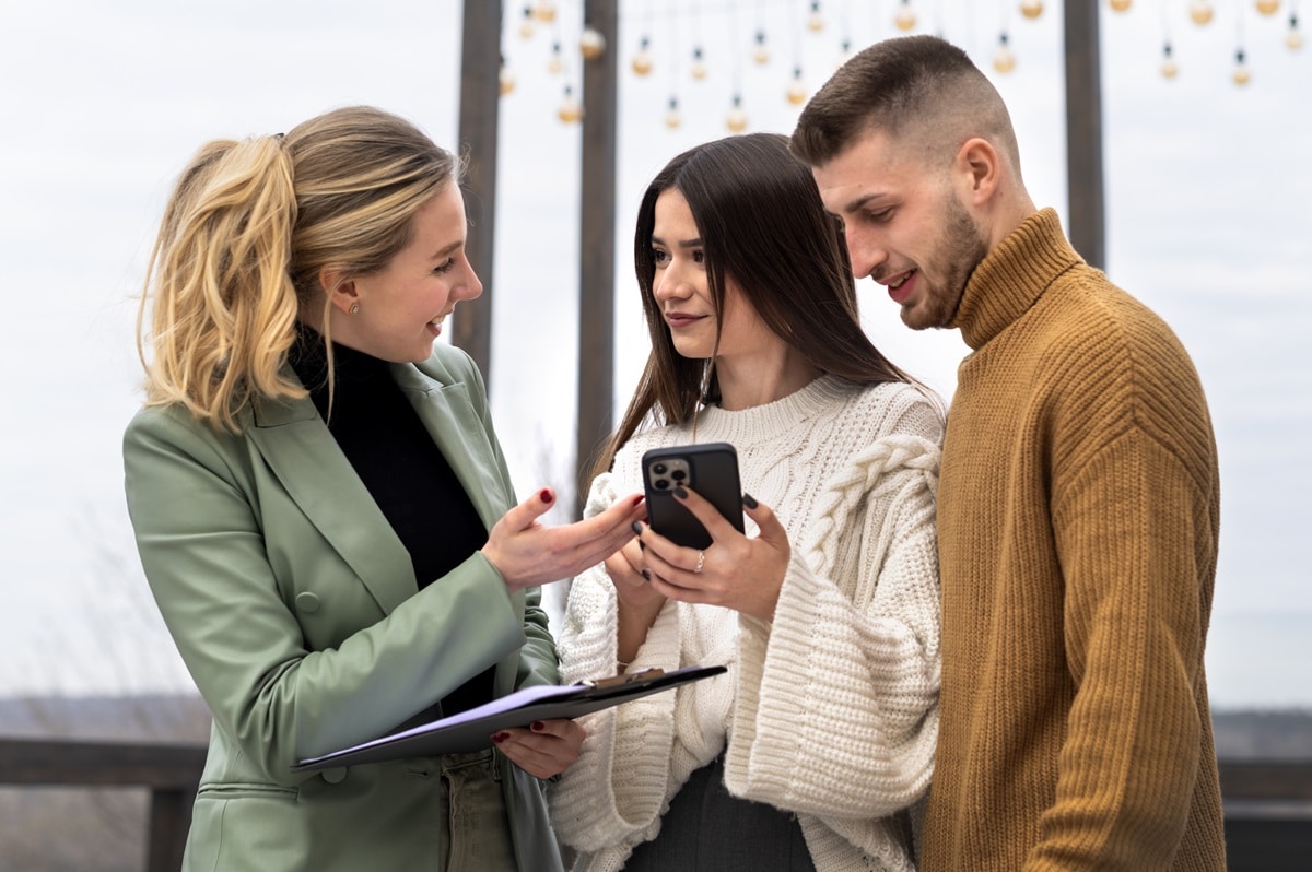 How SMS Event Marketing Can Drive Attendance and Engagement