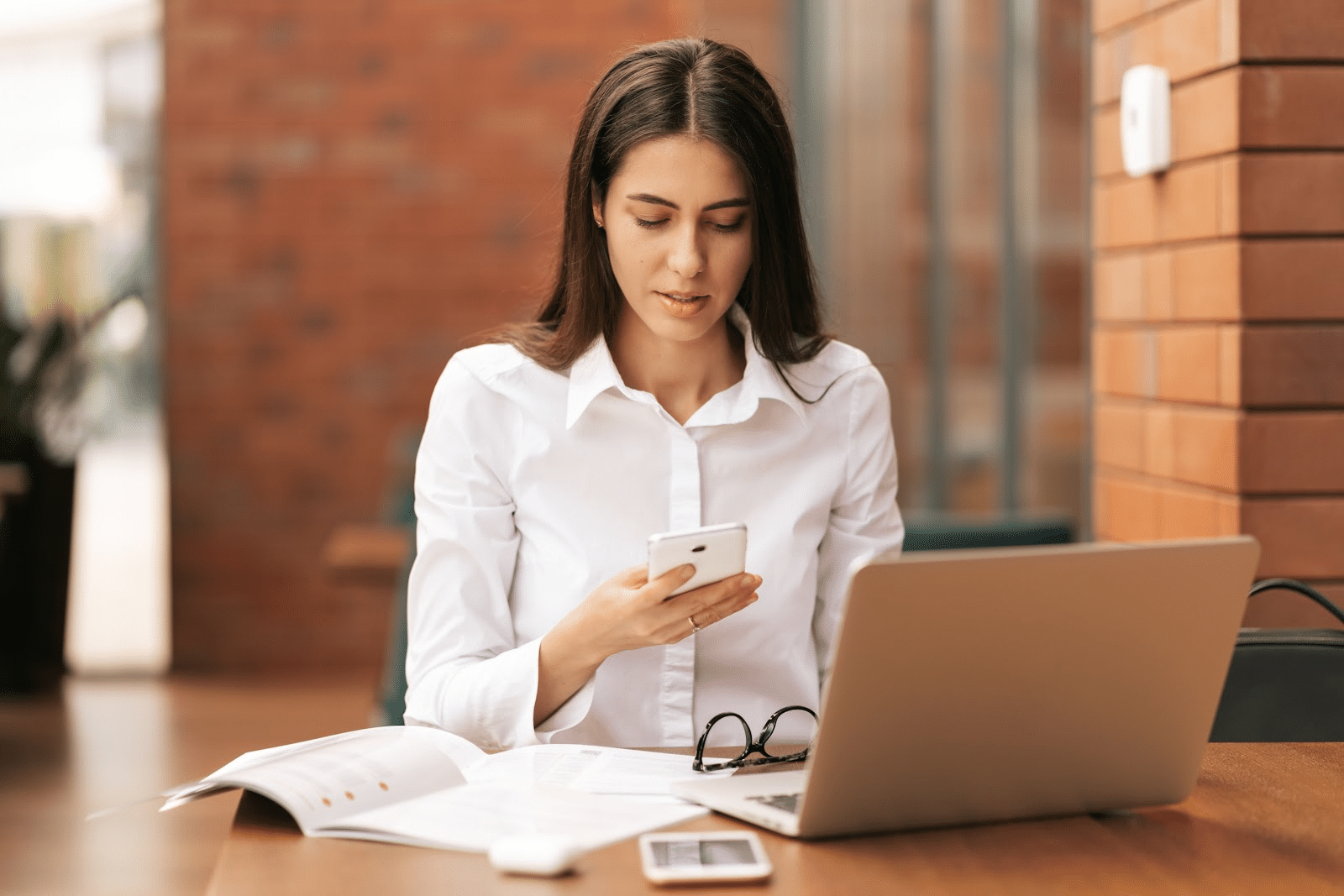 How SMS Fits Into Your Tax Season Marketing Plan